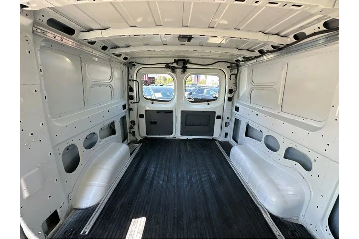 $25777 : 2017 NV Cargo S image 10