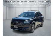 Nissan Pathfinder 2023 SL 4d en El Paso