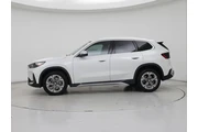 $33998 : BMW X1 2023 AWD xDrive28i 4d thumbnail