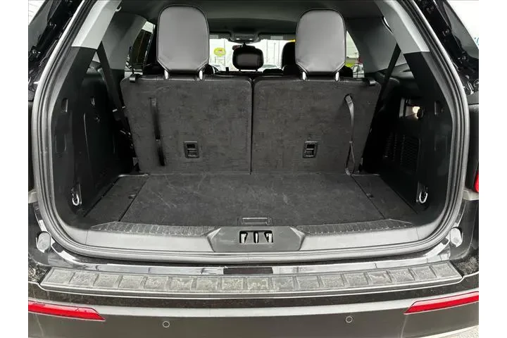 $33988 : Ford Explorer 2024 XLT 4dr S image 8