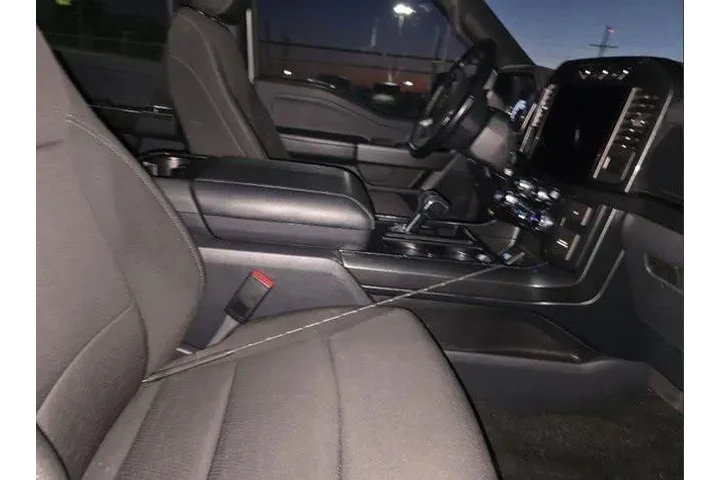 $38000 : Ford F-150 2022 4x4 XLT 4dr image 8