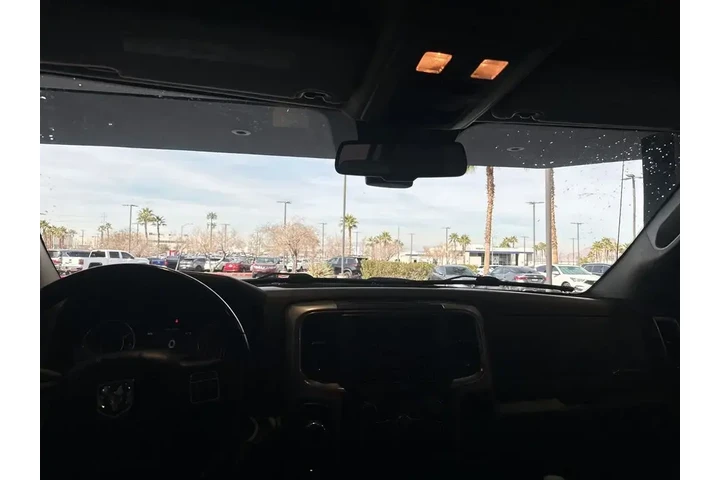 $23984 : Ram 1500 Classic 2019 4x4 Lo image 9