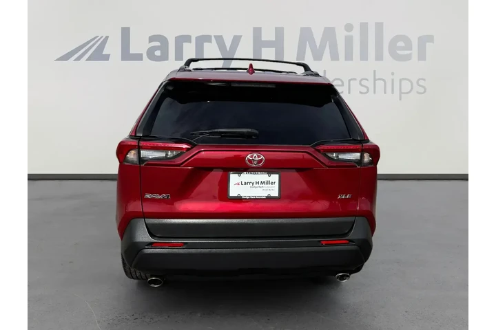 $19982 : Toyota RAV4 2019 XLE 4dr SUV image 4