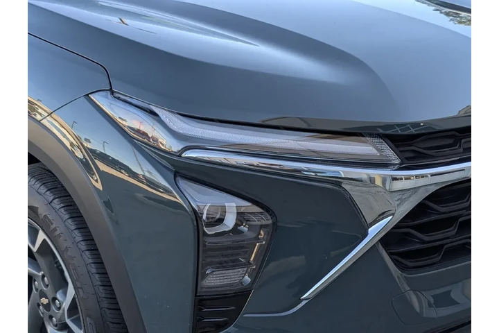 $21386 : Chevrolet Trax 2025 LT 4dr C image 8