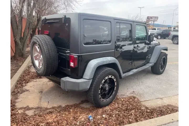 $17900 : Jeep Wrangler Unlimited 2016 image 7