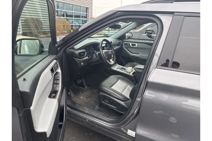 $28566 : Ford Explorer 2022 AWD XLT 4 image 10