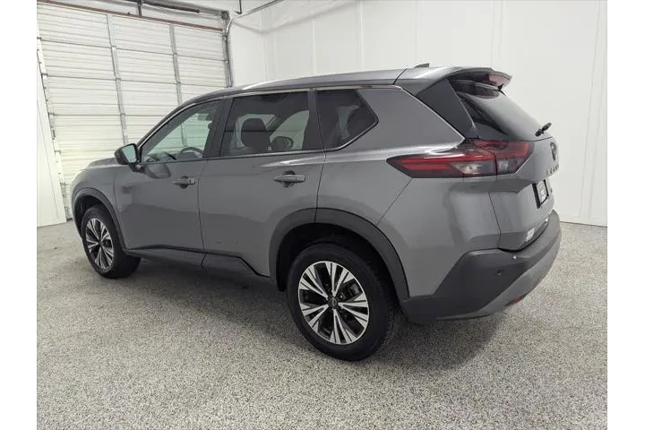 $21997 : Nissan Rogue 2023 SV 4dr Cro image 4