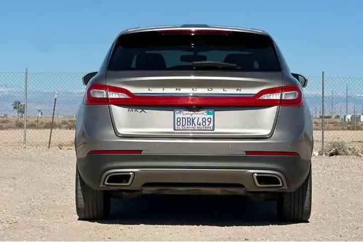 $13950 : Lincoln MKX 2018 Select 4dr image 2