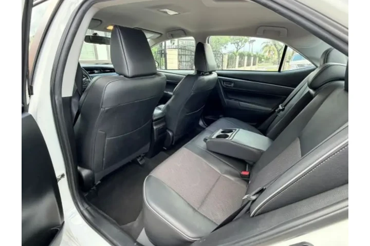 $3600 : Toyota Corolla 2015 image 7