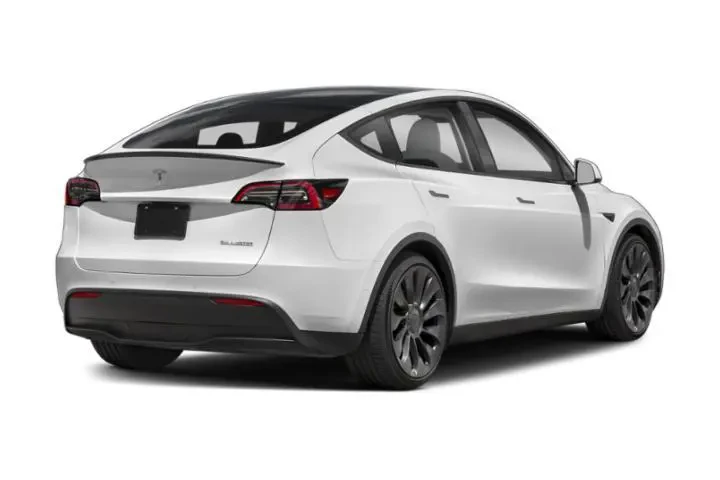 $26888 : Tesla Model Y 2021 AWD Long image 3