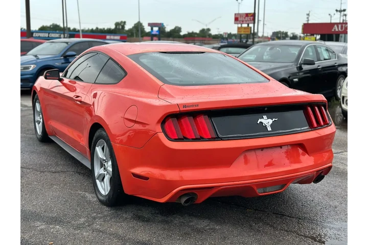 2015 FORD MUSTANG V6 COUPE 2D image 10