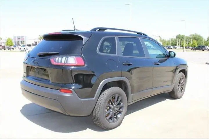 $24999 : Jeep Cherokee 2023 4x4 Altit image 6