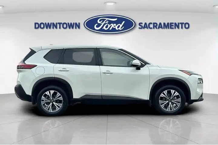 $21893 : Nissan Rogue 2023 SV 4dr Cro image 10