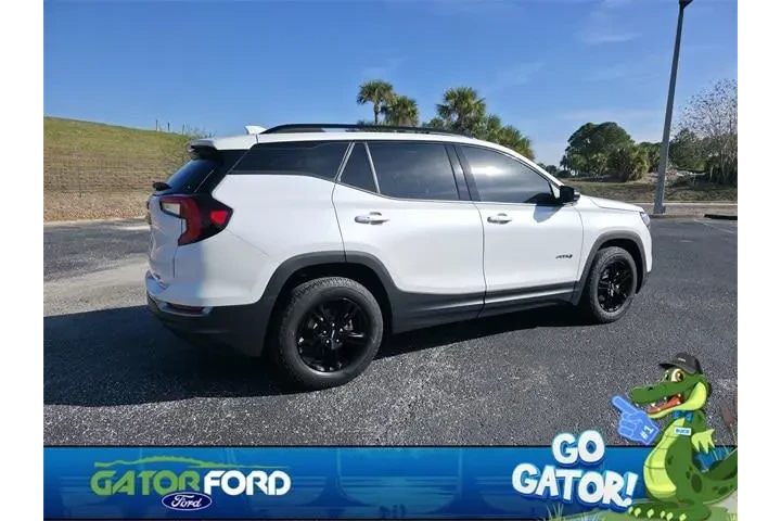 $26521 : GMC Terrain 2022 AWD AT4 4dr image 5