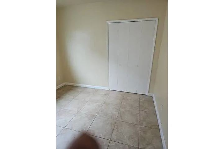 $1949 : 2 BEDROOMS LOS ANGELES $1949!! image 4
