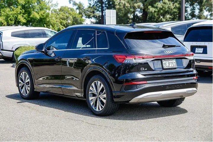 $26898 : Audi Q4 e-tron 2023 Premium image 2