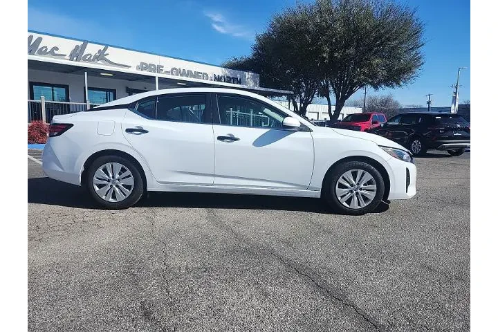 $15998 : Nissan Sentra 2024 S 4dr Sed image 2