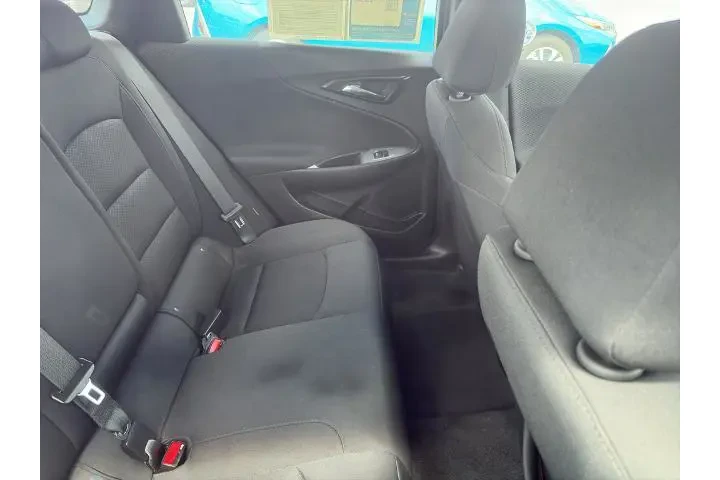 $21250 : Chevrolet Malibu 2024 LT 4dr image 4