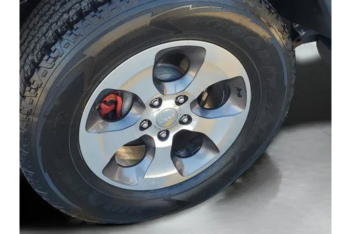 $19357 : Jeep Wrangler Unlimited 2017 image 5