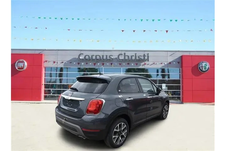 2018 FIAT 500X Trekking image 8