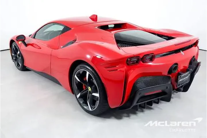 The new Ferrari 296 GTB 876 · image 6