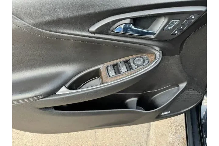 $11900 : Chevrolet Malibu 2016 Premie image 9