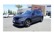 $24984 : 2023 Sorento S thumbnail