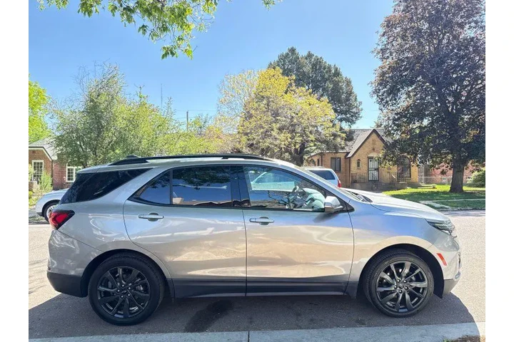 $8995 : 2023 Equinox FWD RS image 4