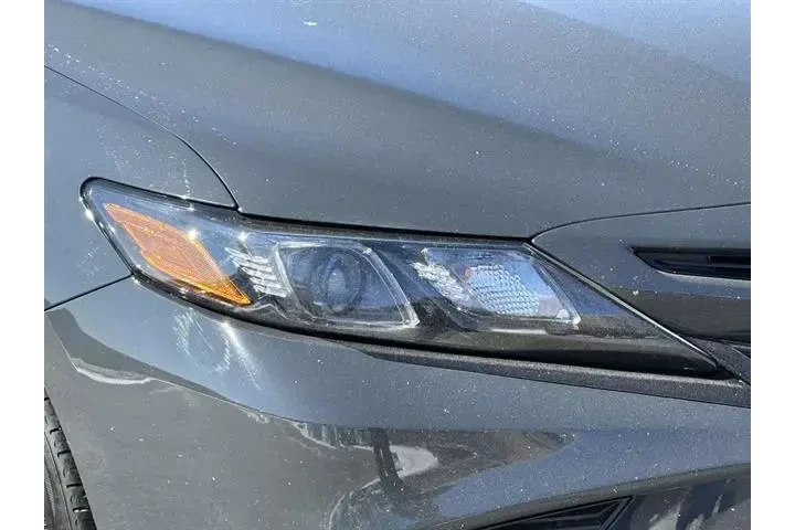 $34054 : Toyota Camry 2023 XSE V6 4dr image 8