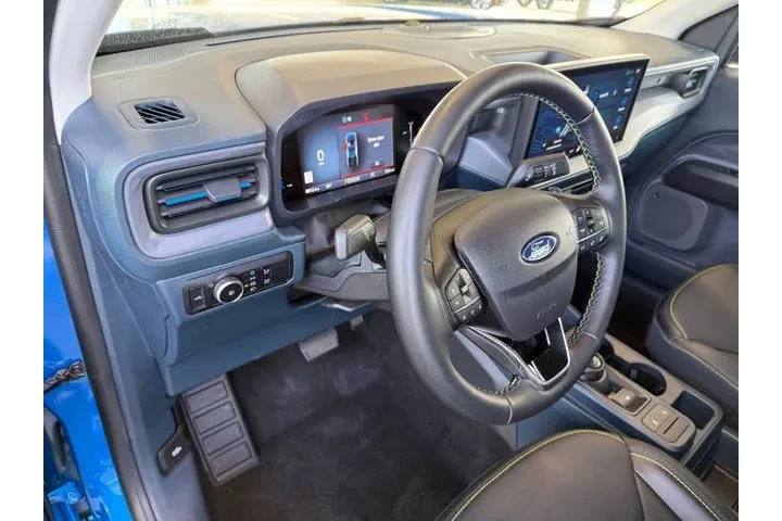 $36999 : Ford Maverick 2025 AWD Lobo image 4