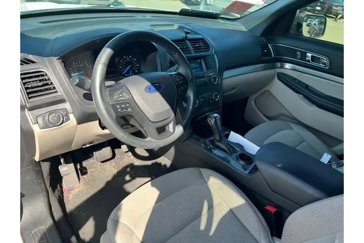 $15491 : Ford Explorer 2019 XLT 4dr S image 6