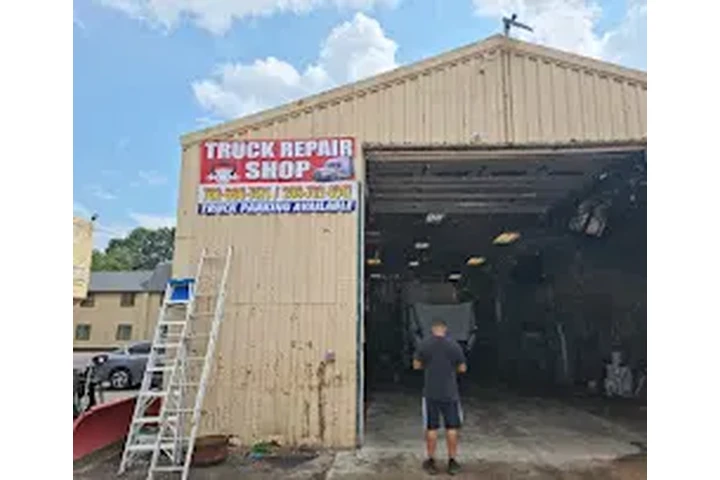 Truck and Trailer Repair Shop image 1