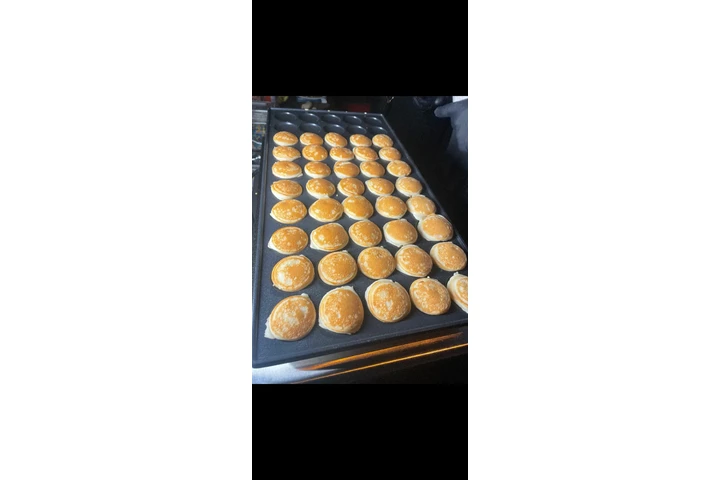 Mini pancakes catering service image 6