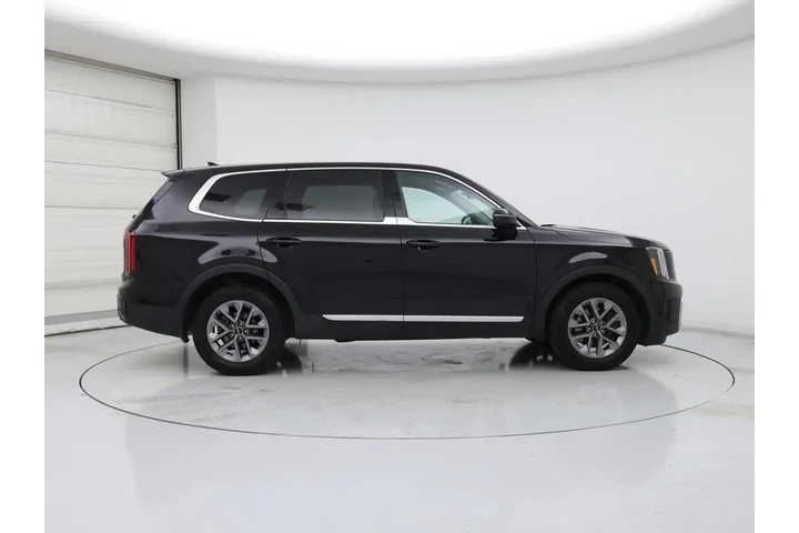 $28998 : Kia Telluride 2023 LX 4dr SU image 7