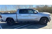 $32984 : Ram 1500 2020 4x4 Laramie 4d thumbnail