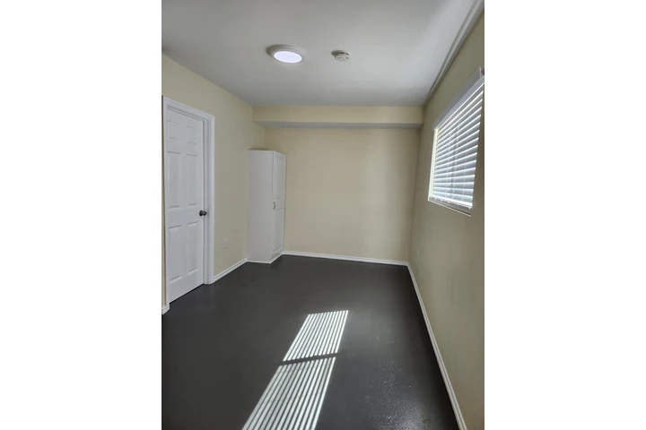 $1550 : Newly Built Sudio Apartment image 2