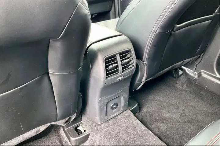 $27000 : Ford Escape 2024 AWD ST-Line image 10