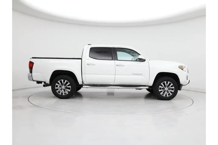 $34998 : Toyota Tacoma 2023 4x4 SR5 V image 7