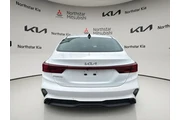 $17490 : Kia Forte 2024 LX 4dr Sedan thumbnail