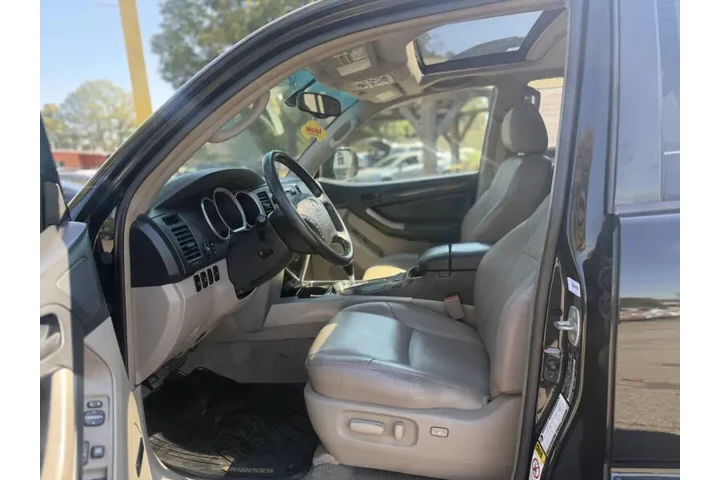 2006 4Runner Limited image 10