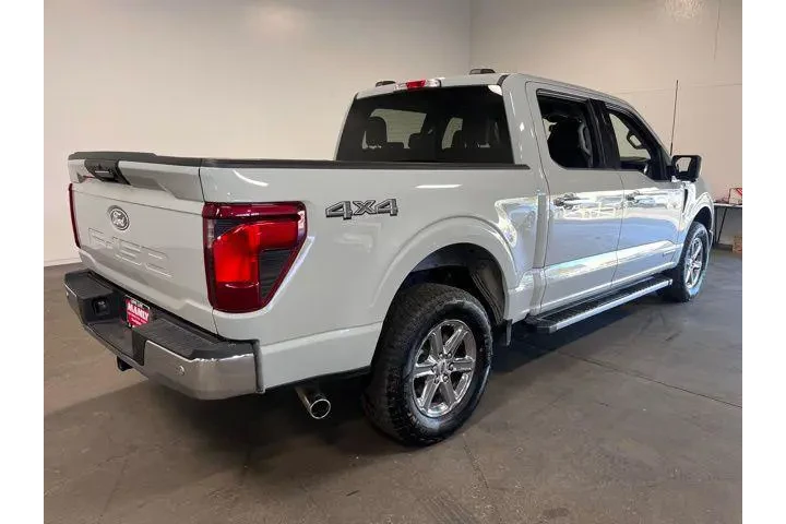 $38413 : Ford F-150 2024 4x4 XLT 4dr image 3