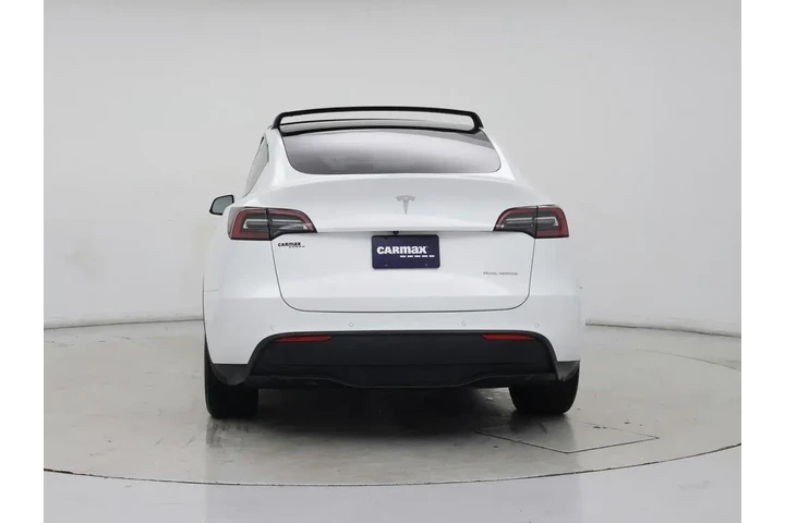 $28998 : Tesla Model Y 2022 AWD Long image 6