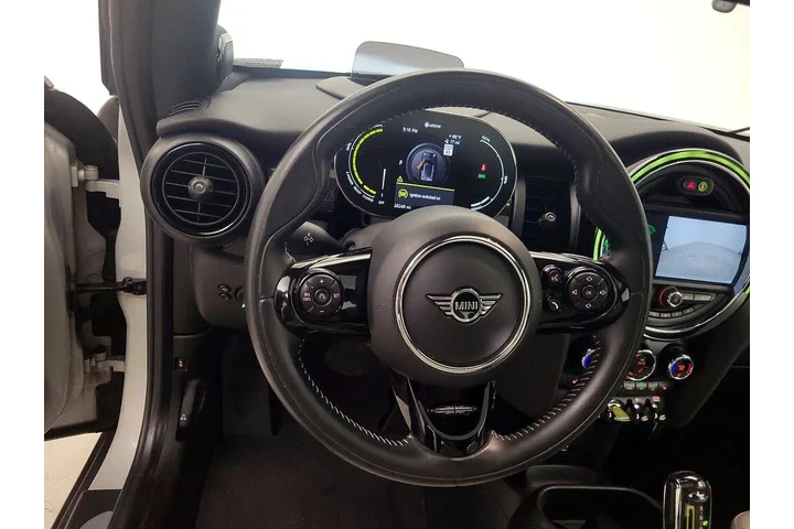 $18998 : MINI Hardtop 2 Door 2021 Coo image 10