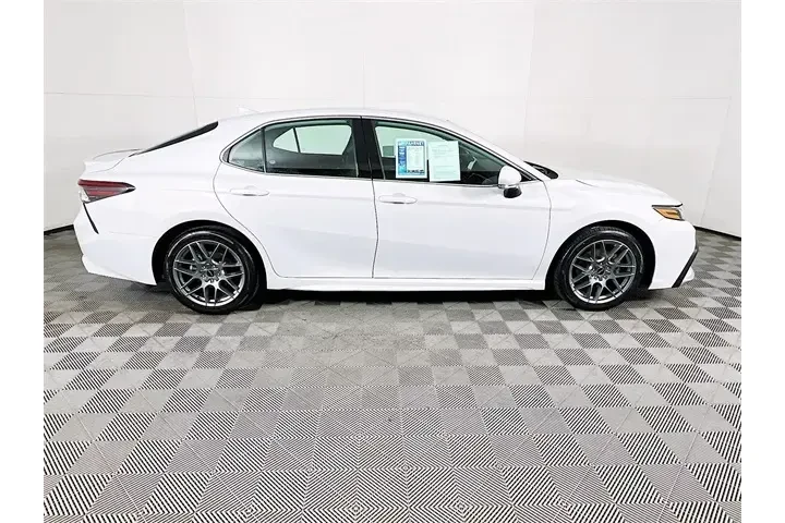 $28800 : Toyota Camry 2024 XSE 4dr Se image 8