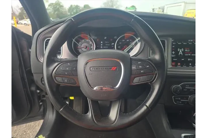 $23921 : Dodge Charger 2023 GT 4dr Se image 10