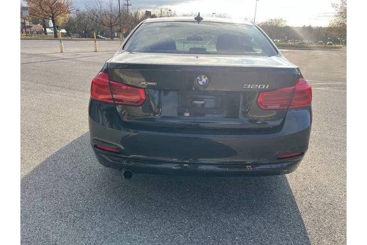 $11500 : 2018 BMW 3 Series 320i xDrive image 7