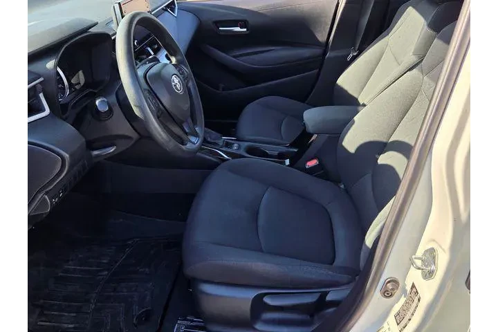 $17991 : Toyota Corolla 2021 LE 4dr S image 9