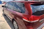 $8500 : 2013 Toyota Sienna XLE Minivan thumbnail