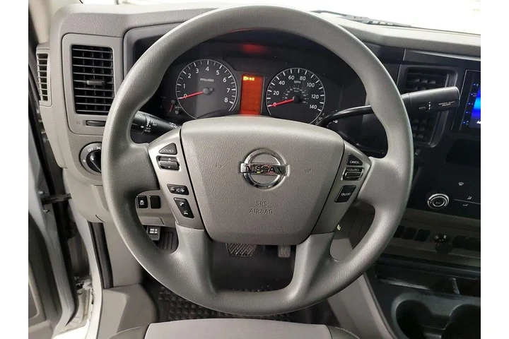 $35998 : Nissan NV 2018 3500 HD S 3dr image 10