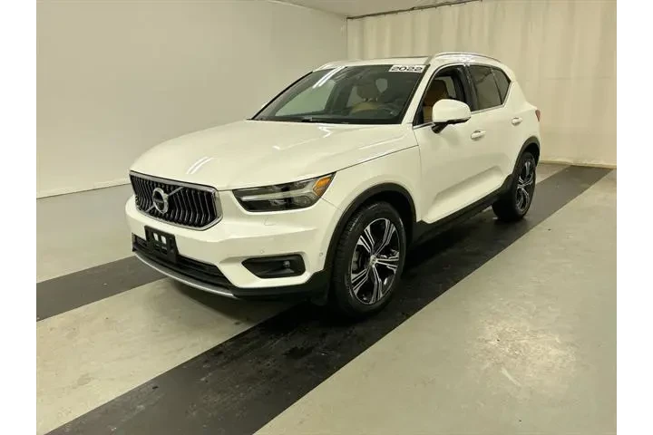 $28411 : Volvo XC40 2022 AWD T5 Inscr image 5